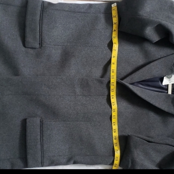 Express Men's Gray Wool Coat with Navy Lining NWT - Picture 4 of 7